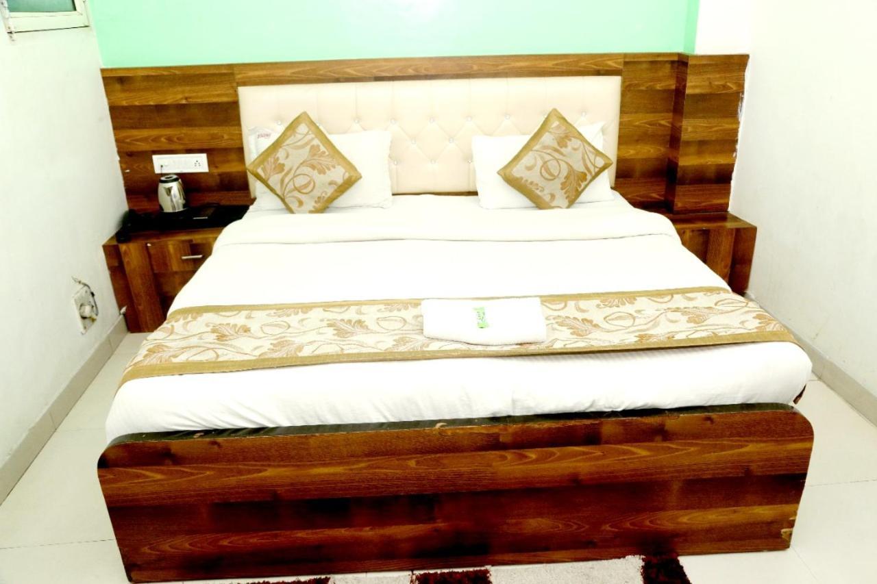 Fabhotel India International Near New Delhi Railway Station Habitación foto