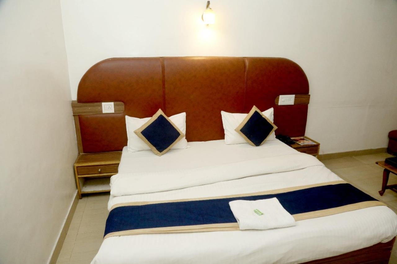 Fabhotel India International Near New Delhi Railway Station Habitación foto